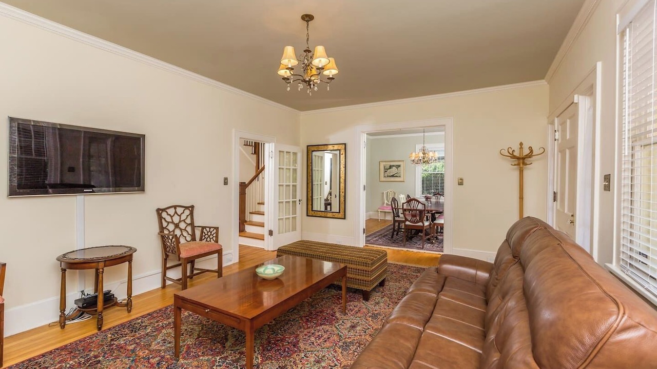 Photo of Livingroom in Winston - Salem