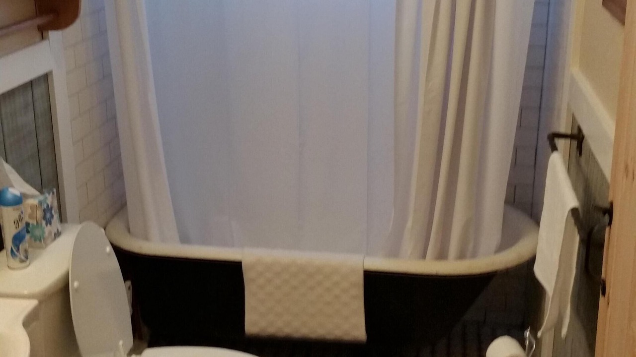 Photo of Bathroom in Lynn