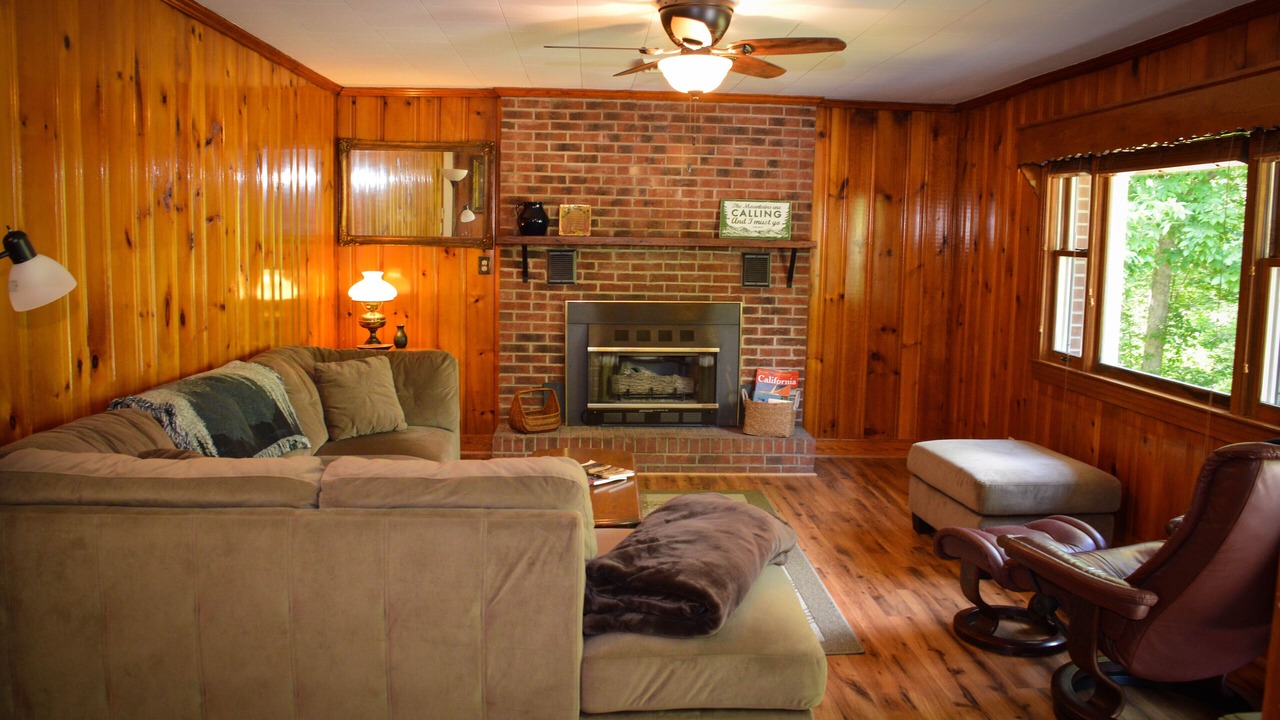 Photo of Livingroom in Rutherfordton