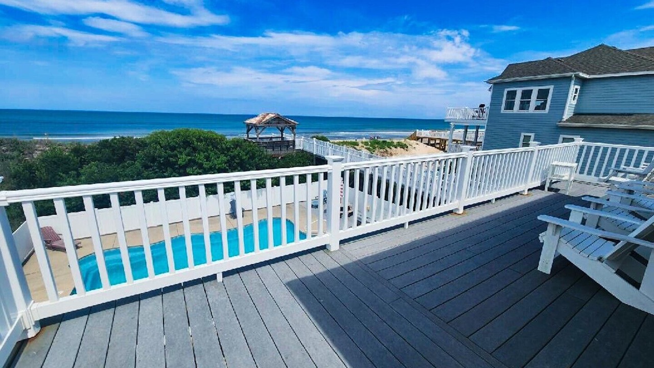 Photo of Others in Whalehead Beach