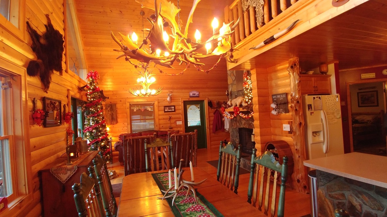Photo of Bedroom in Piney Creek