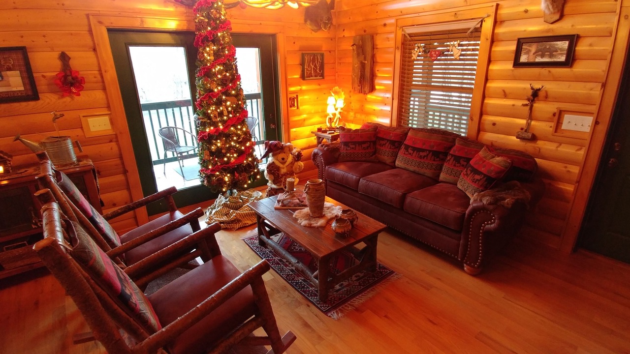 Photo of Bedroom in Piney Creek