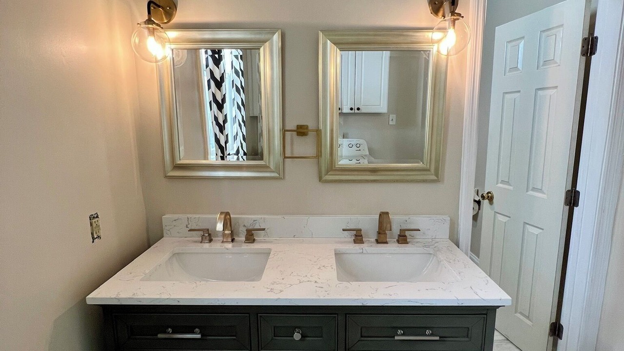 Photo of Bathroom in Historic Waverly