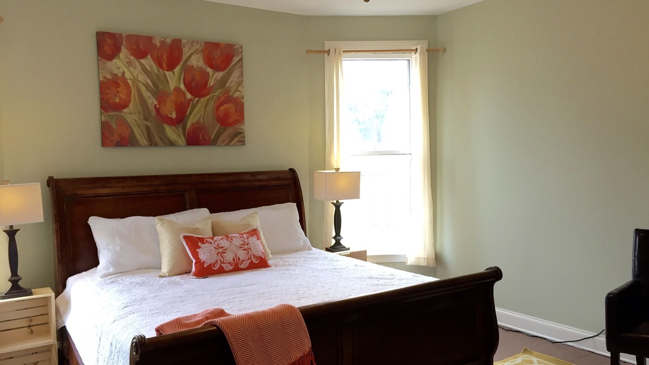 Photo of Bedroom in Historic Waverly