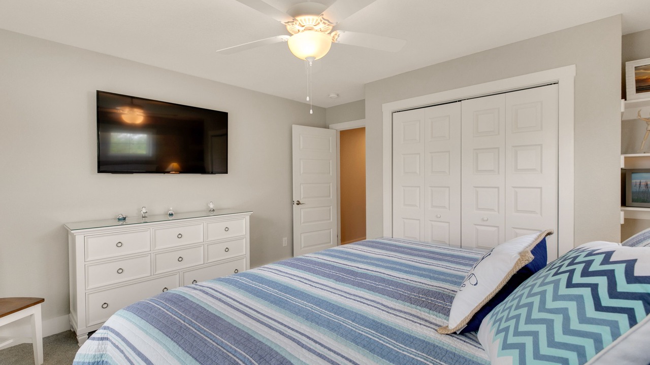 Photo of Bedroom in Southern Shores