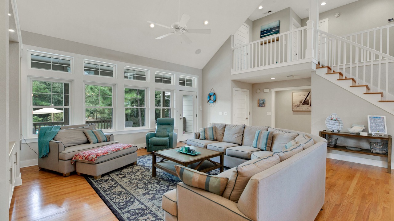 Photo of Livingroom in Southern Shores