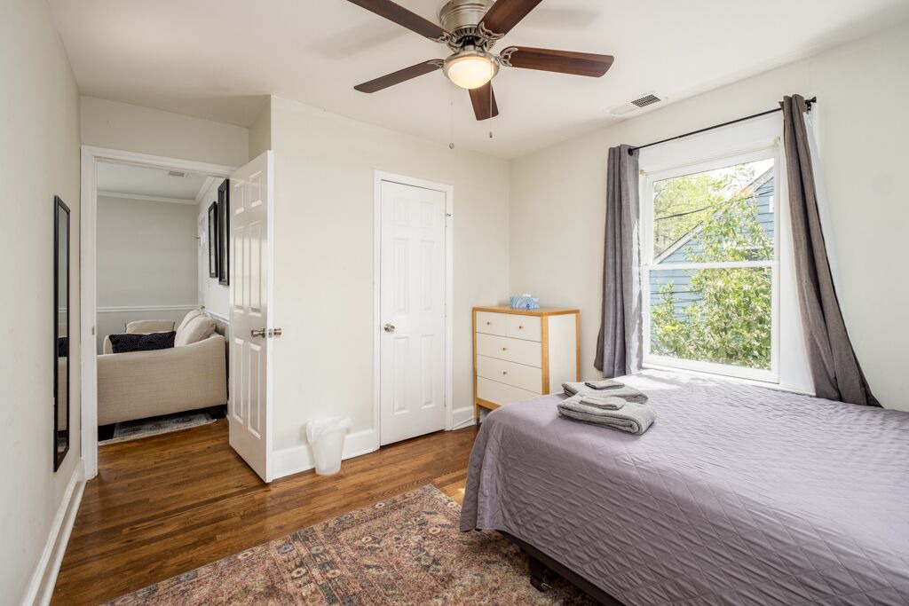Photo of Bedroom in Commonwealth Park
