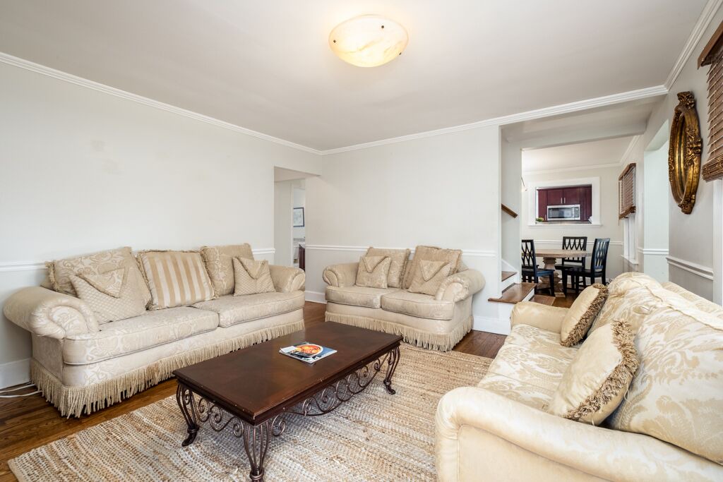 Photo of Livingroom in Commonwealth Park