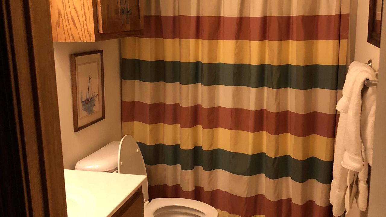 Photo of Bathroom in Unaka