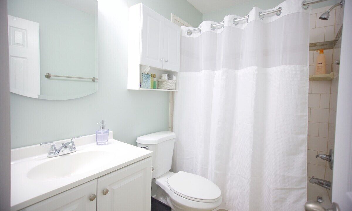 Photo of Bathroom in Duke Park