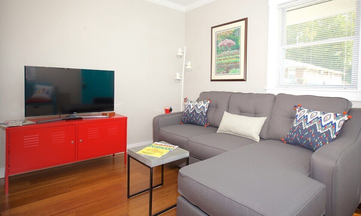 Photo of Livingroom in Duke Park