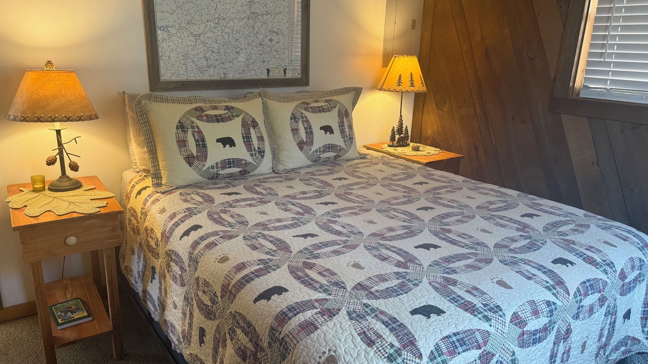 Photo of Bedroom in Stecoah