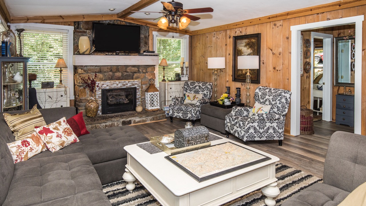 Photo of Livingroom in Franklin