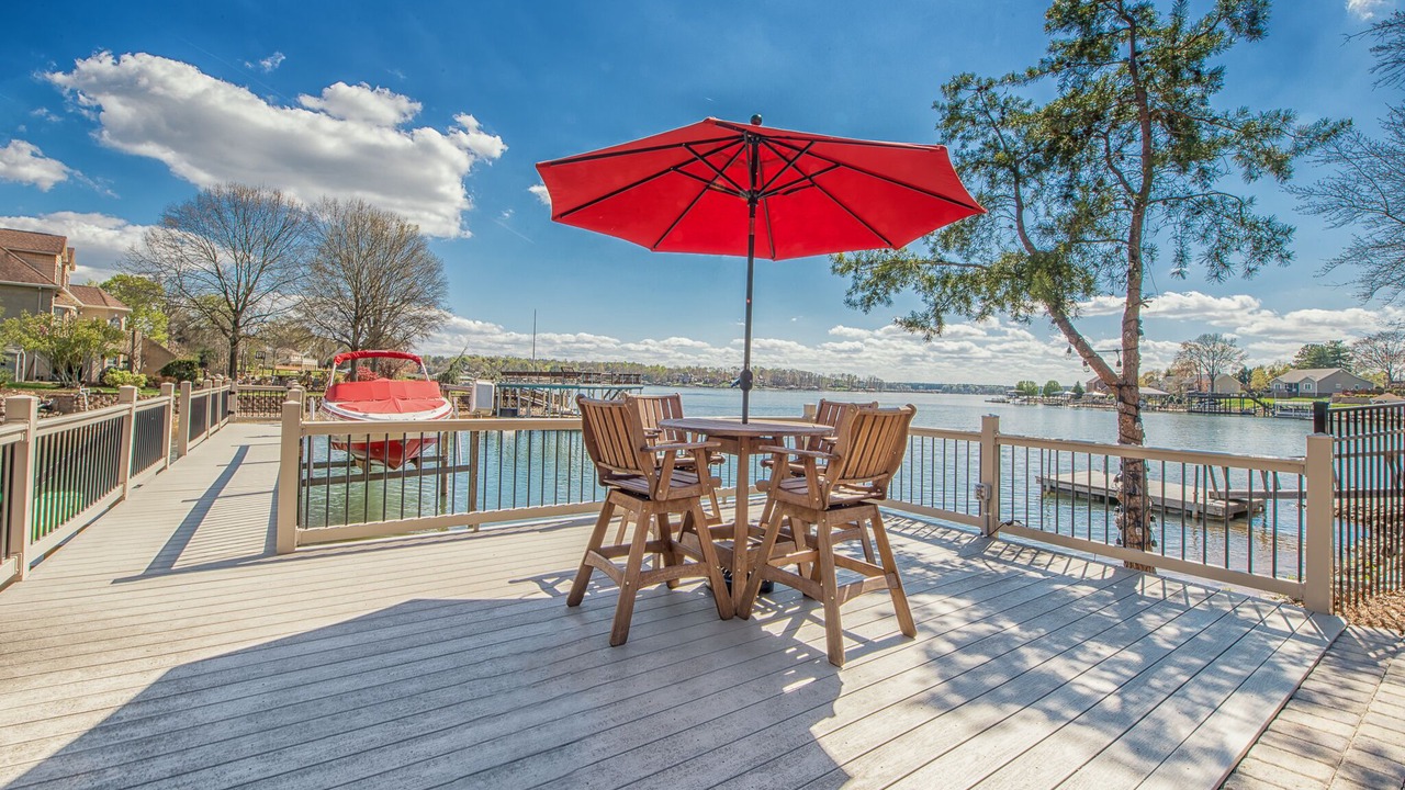 Photo of Outdoor in Lake Norman of Catawba