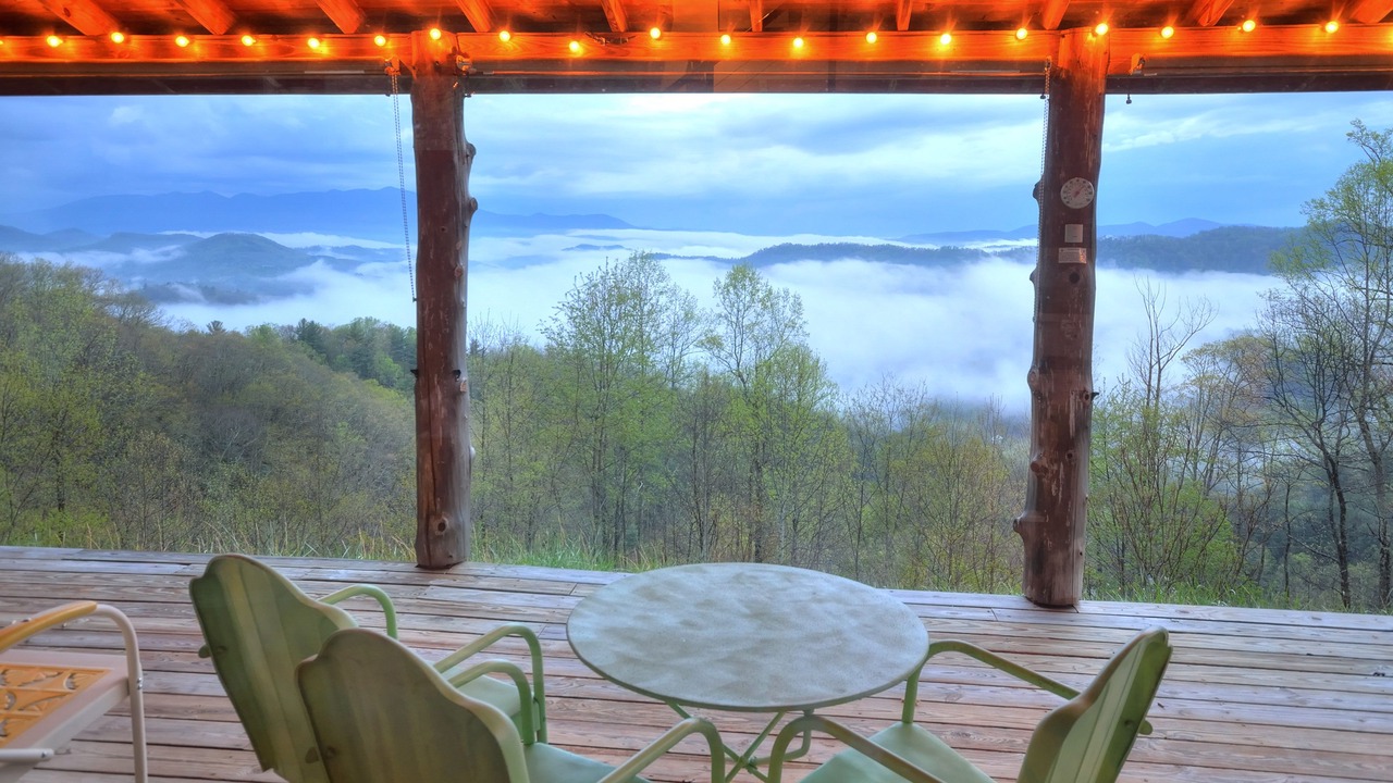 Photo of Patio Balcony in Bakersville