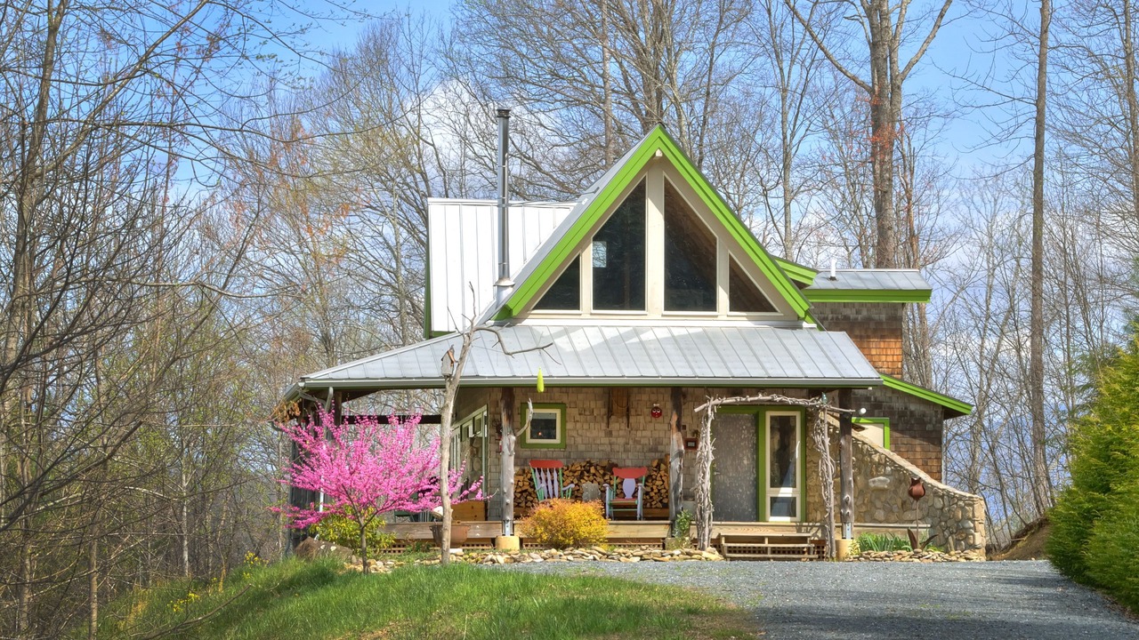 Photo of Outdoor in Bakersville