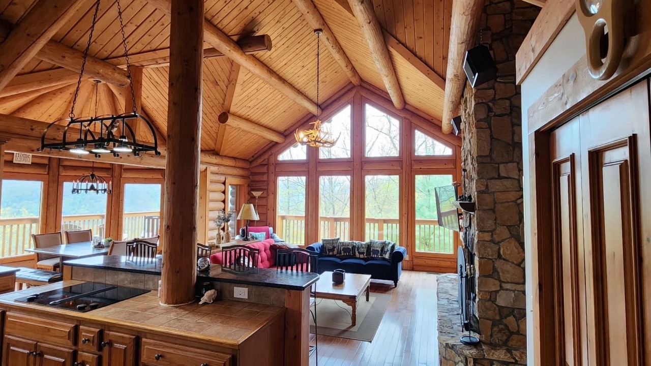 Photo of Bedroom in Maggie Valley