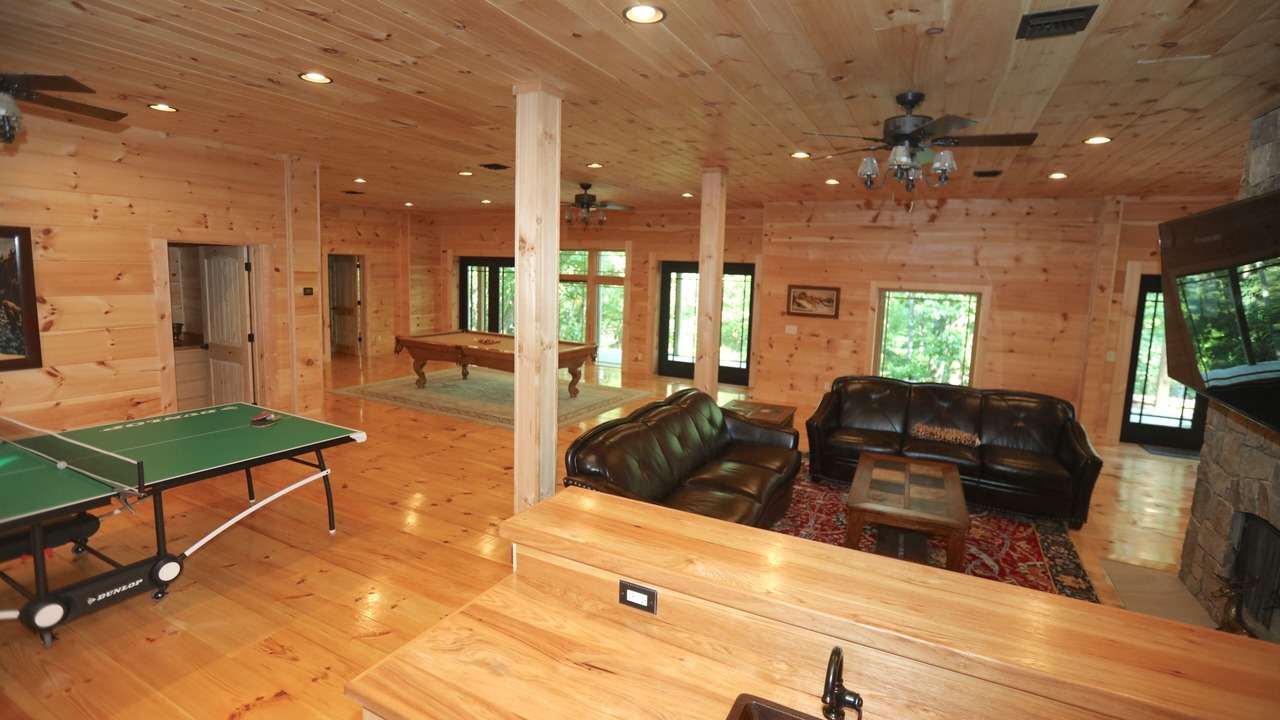 Photo of Bedroom in Black Mountain