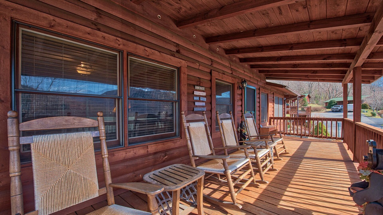 Photo of Patio Balcony in Maggie Valley