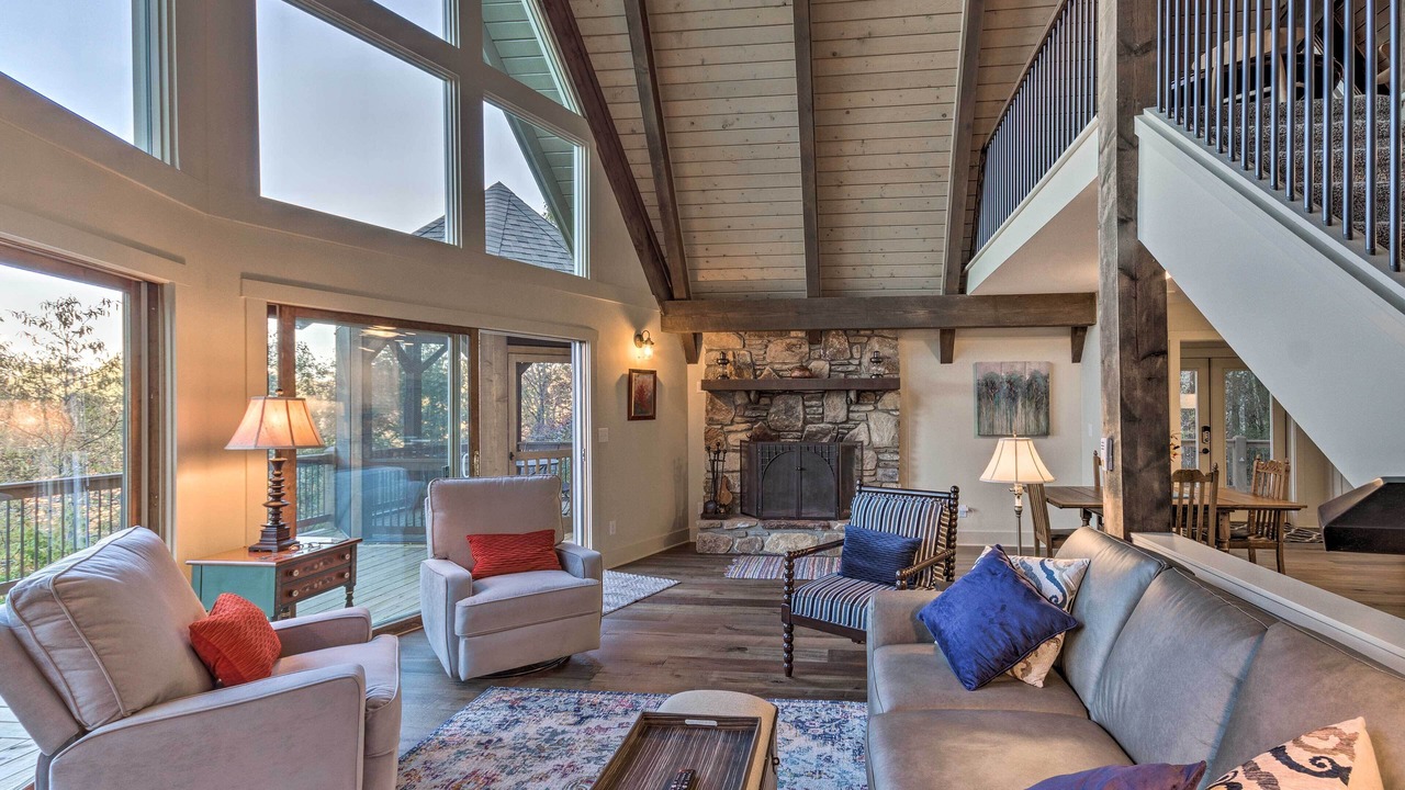 Photo of Livingroom in Brevard