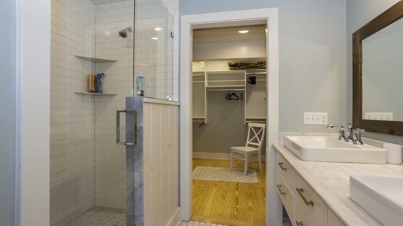 Photo of Bathroom in Flat Rock