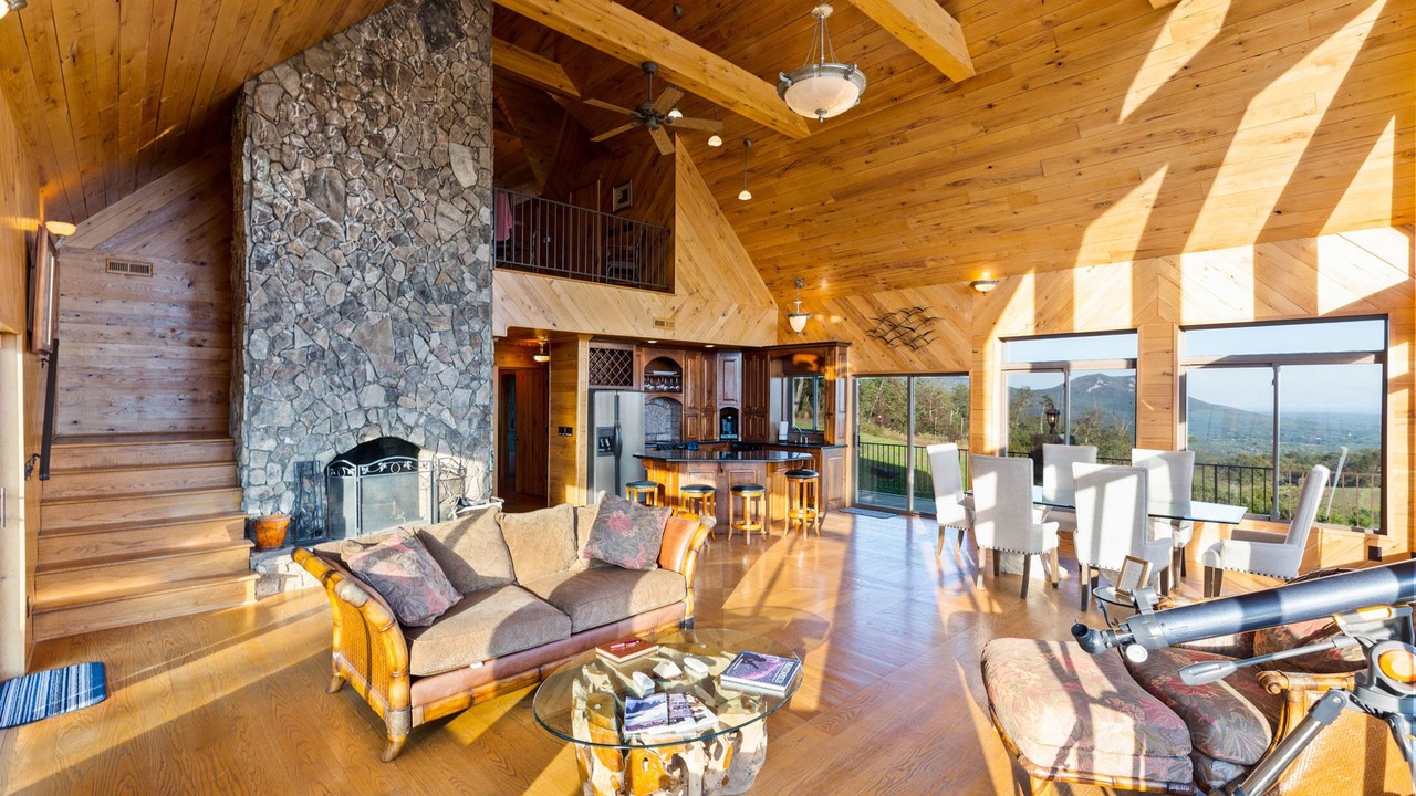 Photo of Livingroom in King