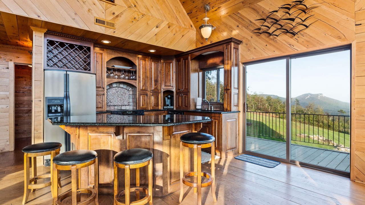 Photo of Kitchen in King