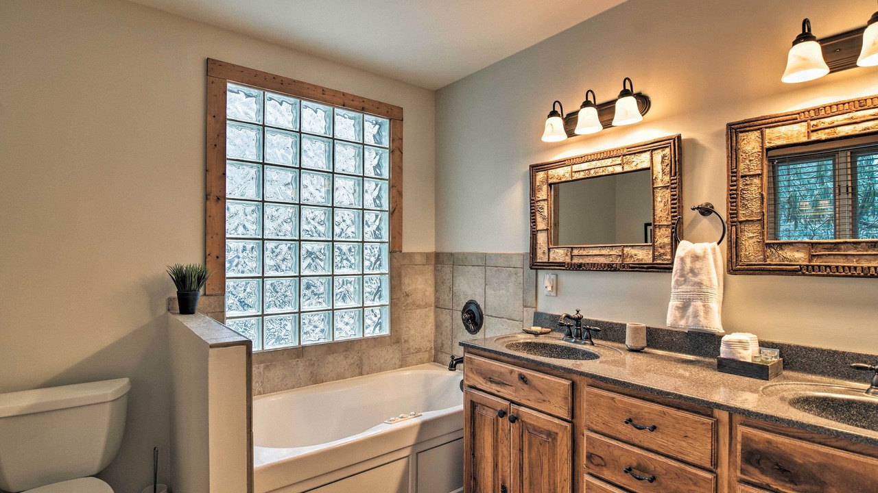 Photo of Bathroom in Blowing Rock
