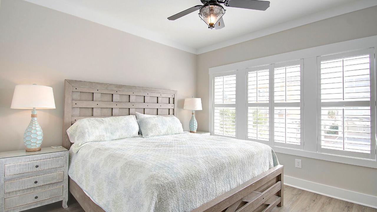 Photo of Bedroom in Ocean Isle Beach