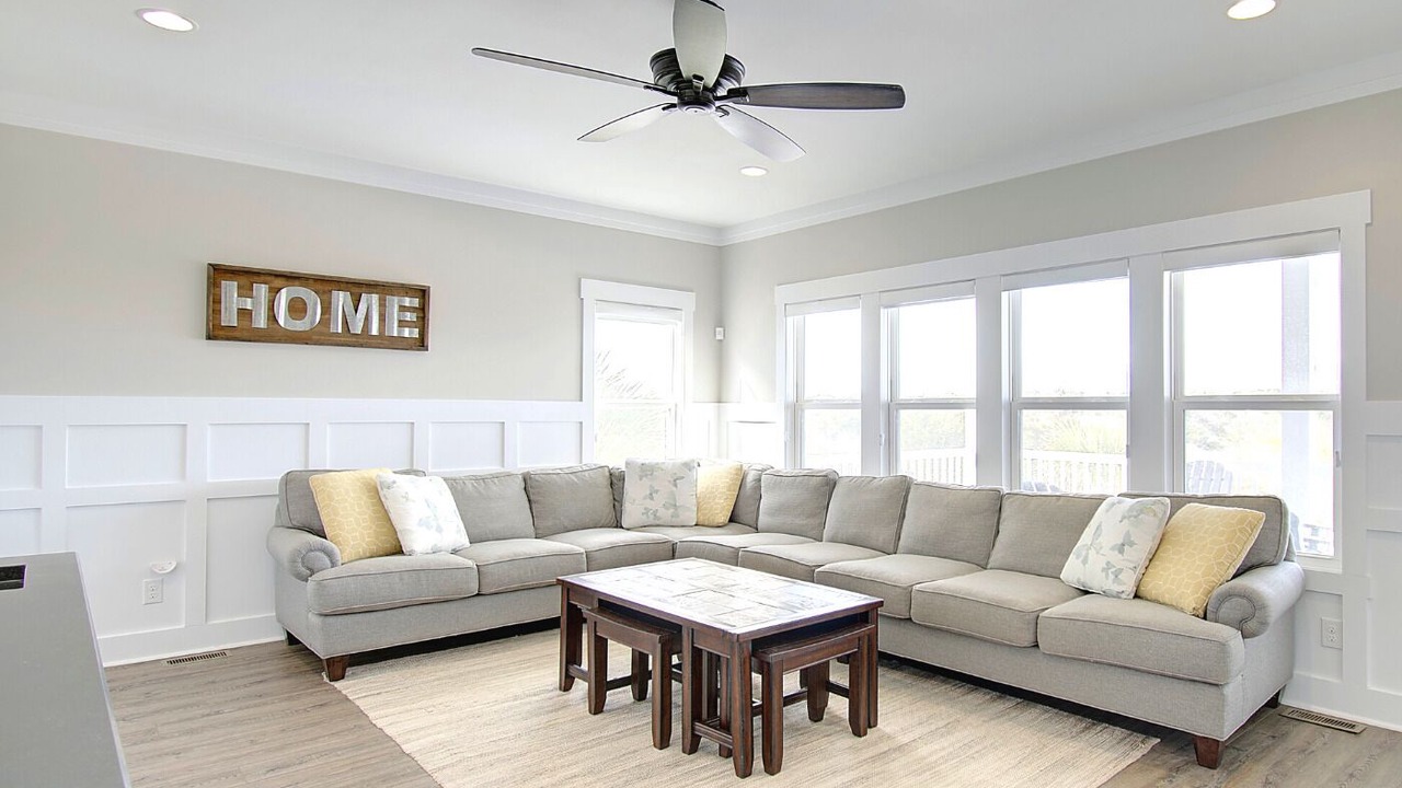 Photo of Livingroom in Ocean Isle Beach