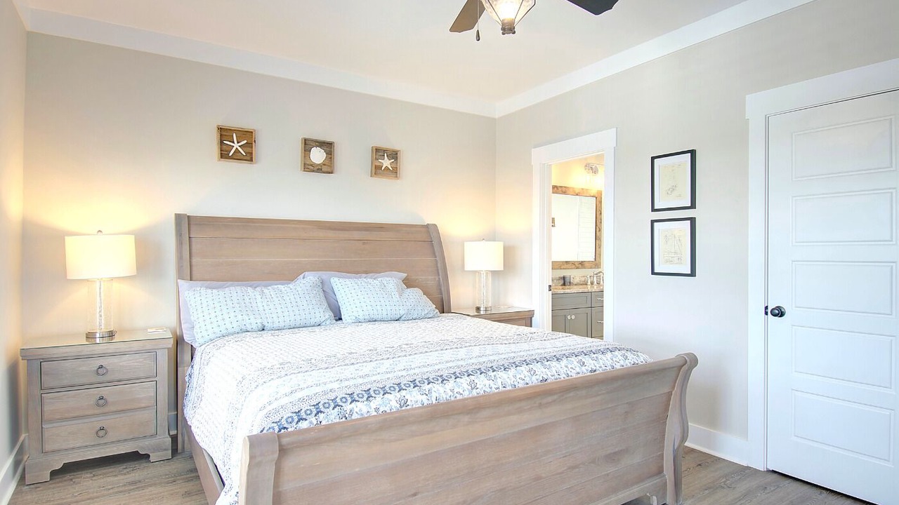 Photo of Bedroom in Ocean Isle Beach