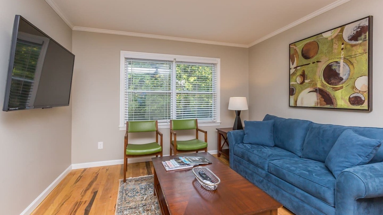 Photo of Livingroom in Winston - Salem