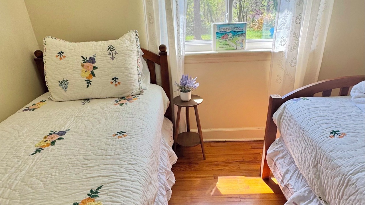 Photo of Bedroom in Asheville