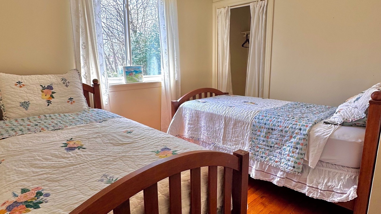 Photo of Bedroom in Asheville