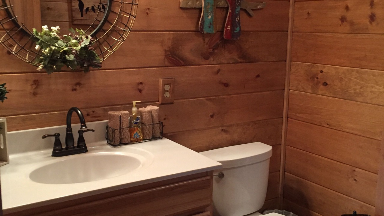 Photo of Bathroom in Cherokee