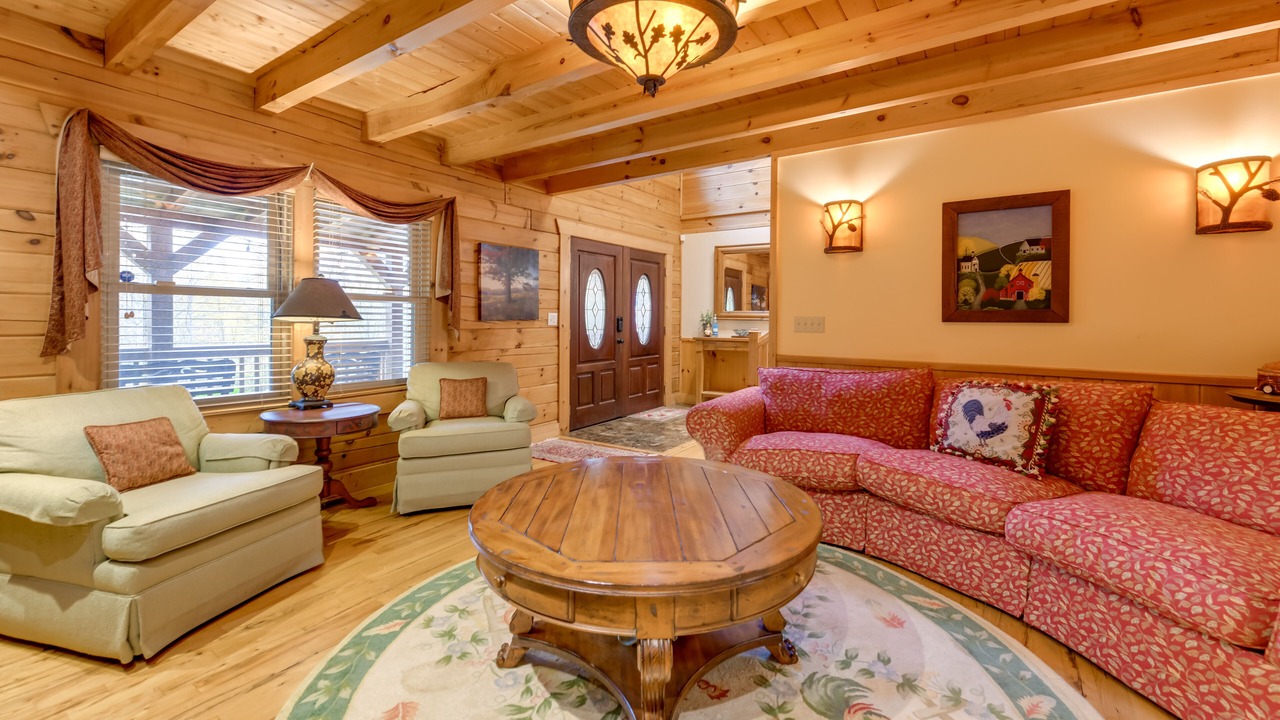 Photo of Livingroom in Waynesville