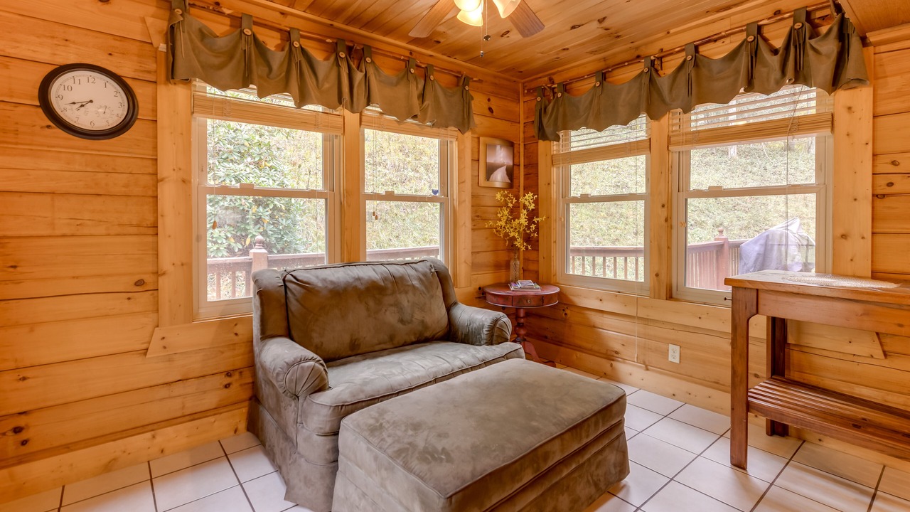 Photo of Bedroom in Waynesville