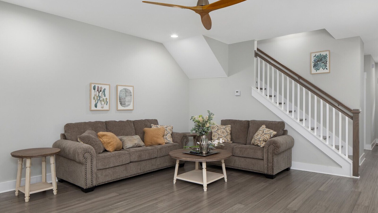 Photo of Livingroom in Talbot's Corner