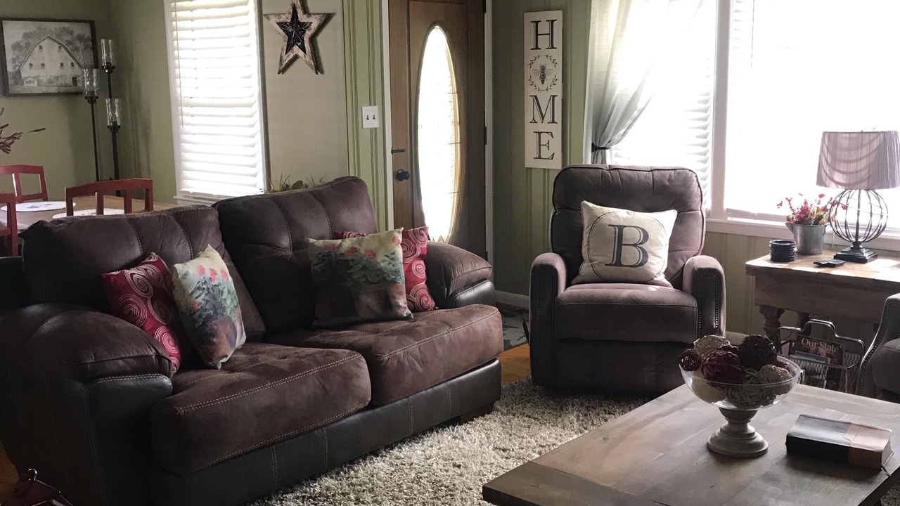 Photo of Livingroom in Laurel Springs