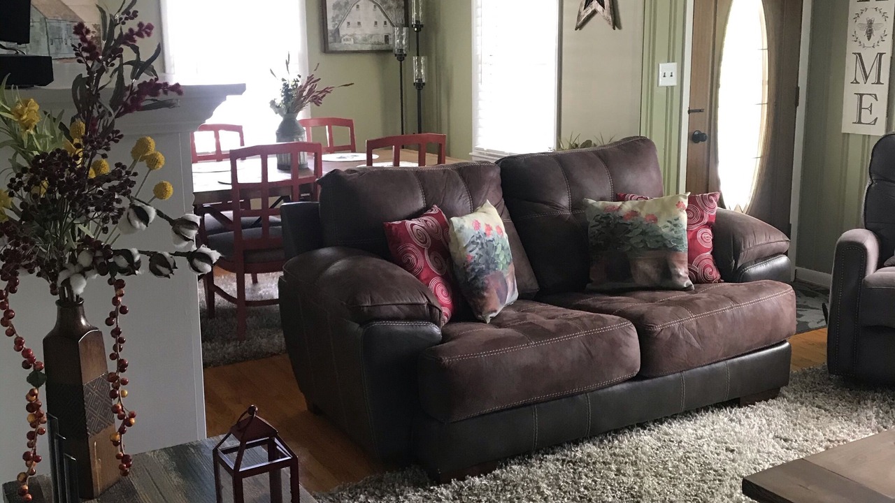 Photo of Livingroom in Laurel Springs