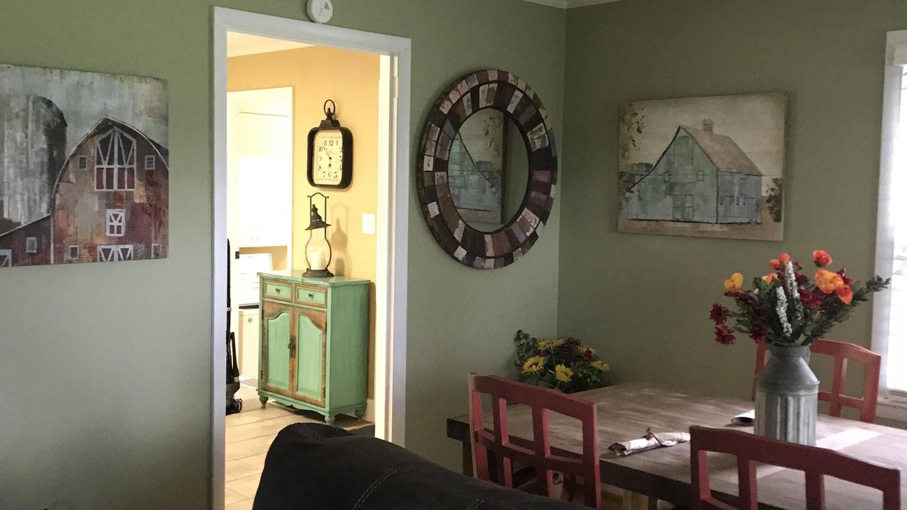 Photo of Livingroom in Laurel Springs