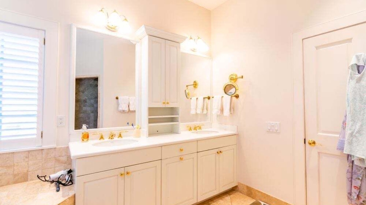 Photo of Bathroom in East Beach
