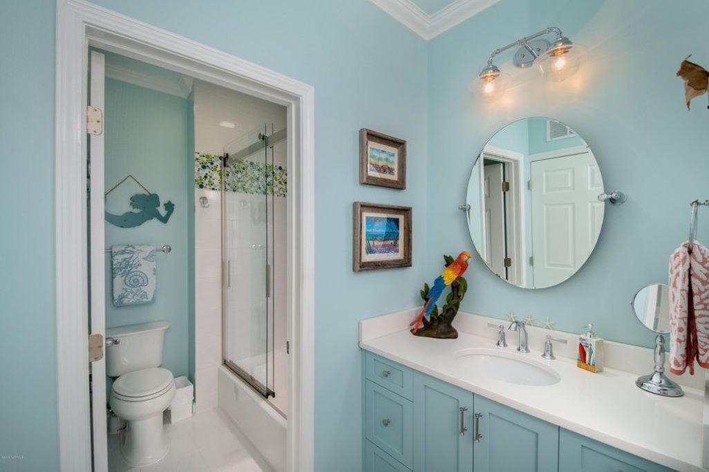 Photo of Bathroom in Sea Trail