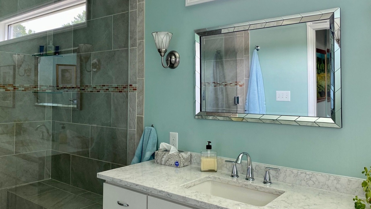 Photo of Bathroom in Woodlawn