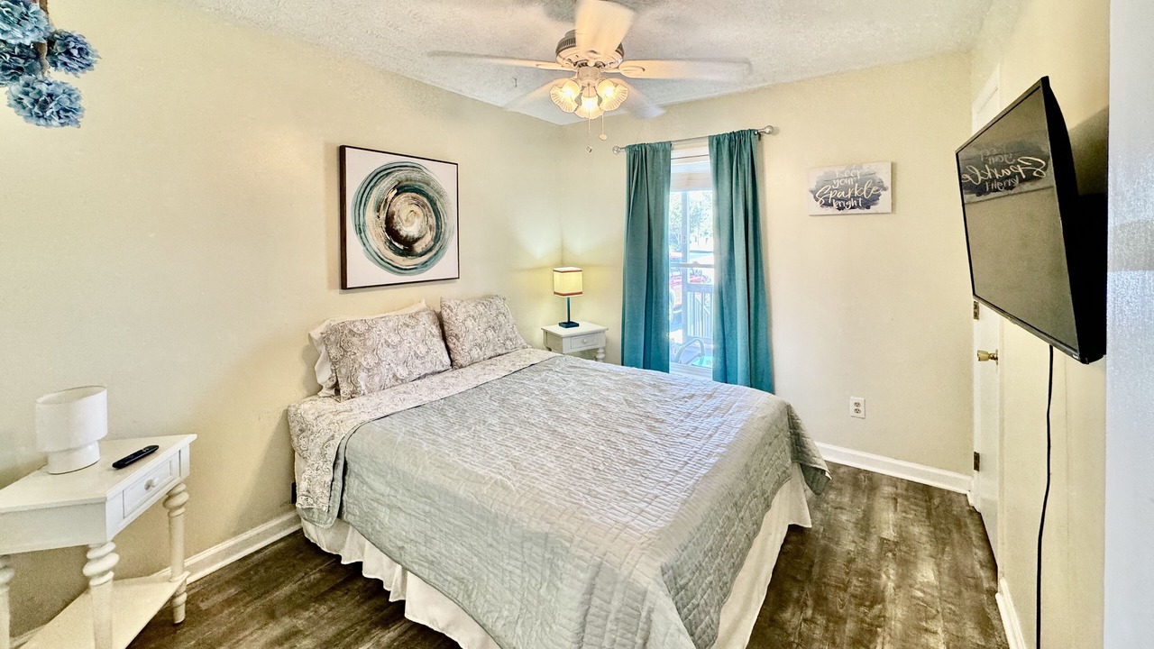 Photo of Bedroom in South View