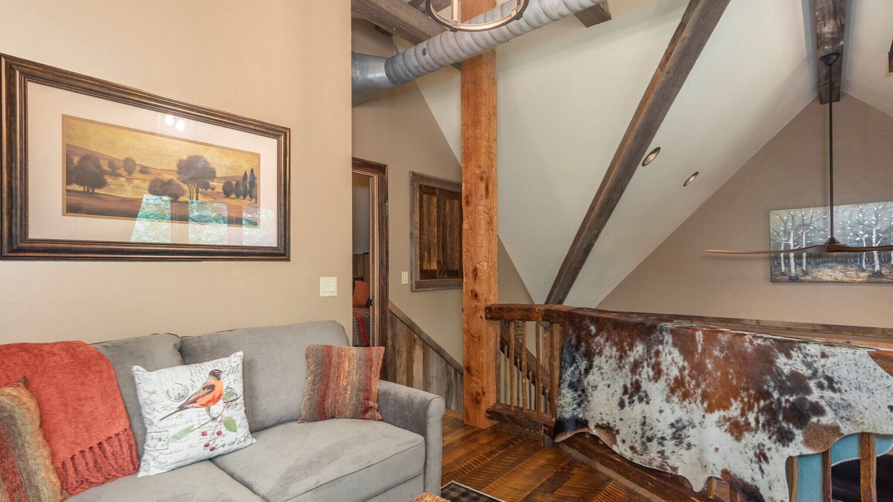 Photo of Livingroom in Waynesville