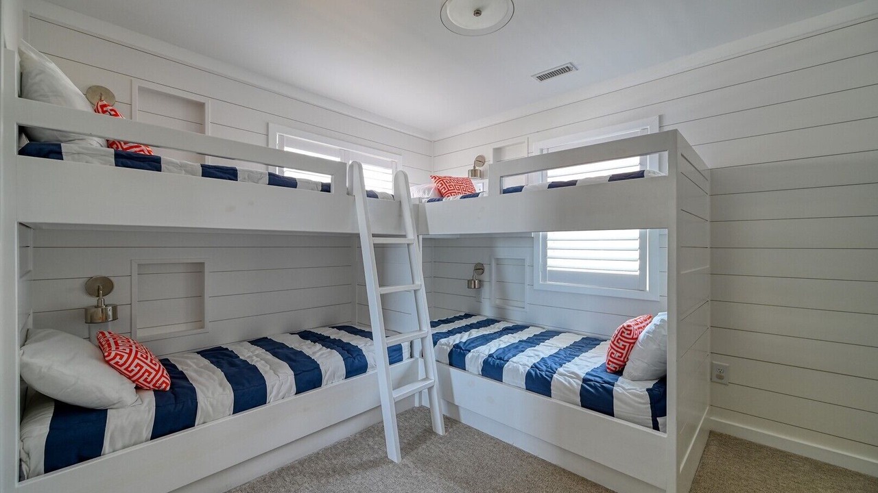 Photo of Bedroom in Village of Stump Sound
