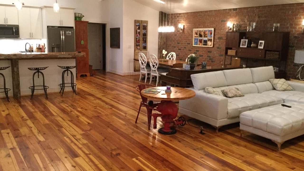 Photo of Livingroom in Burlington
