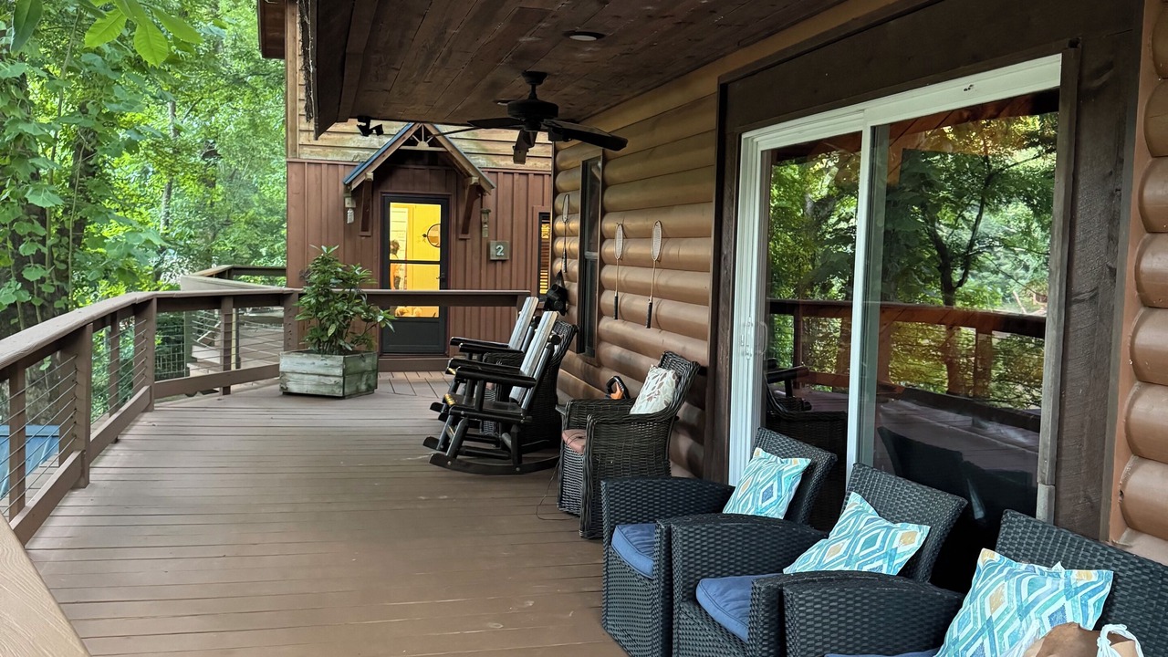 Photo of Patio Balcony in Elizabethtown