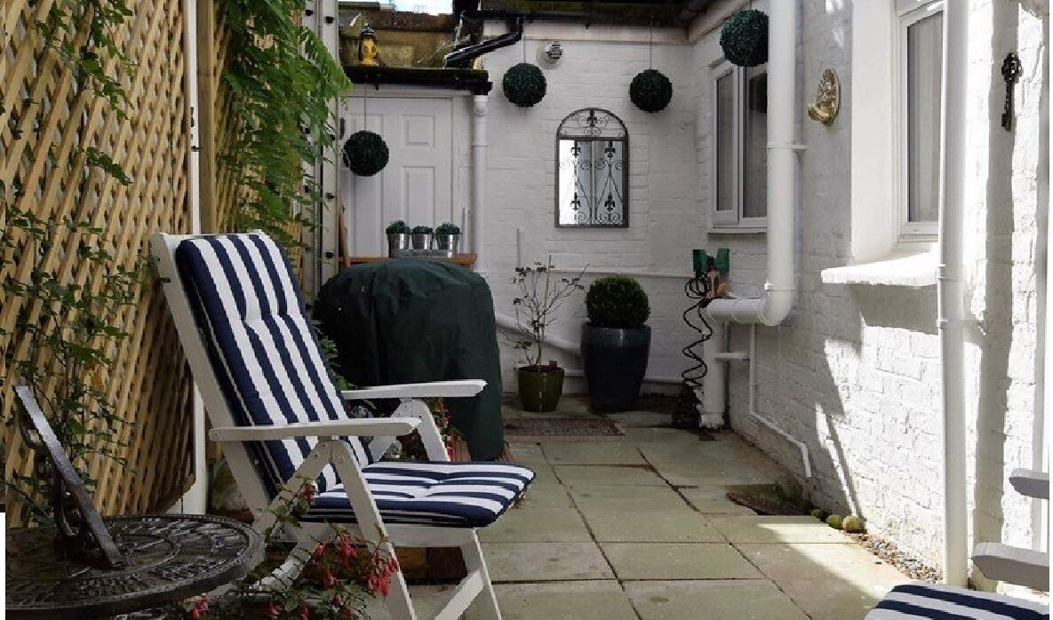 Photo of Patio Balcony in St Leonards-On-Sea